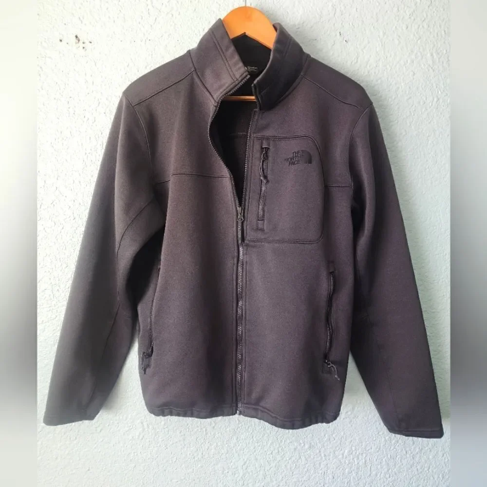 The North Face Men's Black Jacket Zip Up